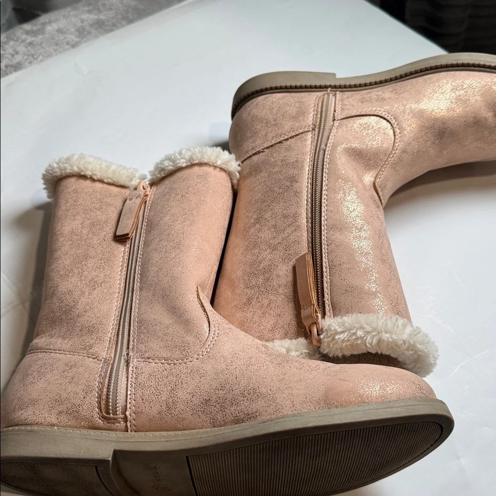 Carter’s pink and Cream Faux Fur Lined Boots Size 3